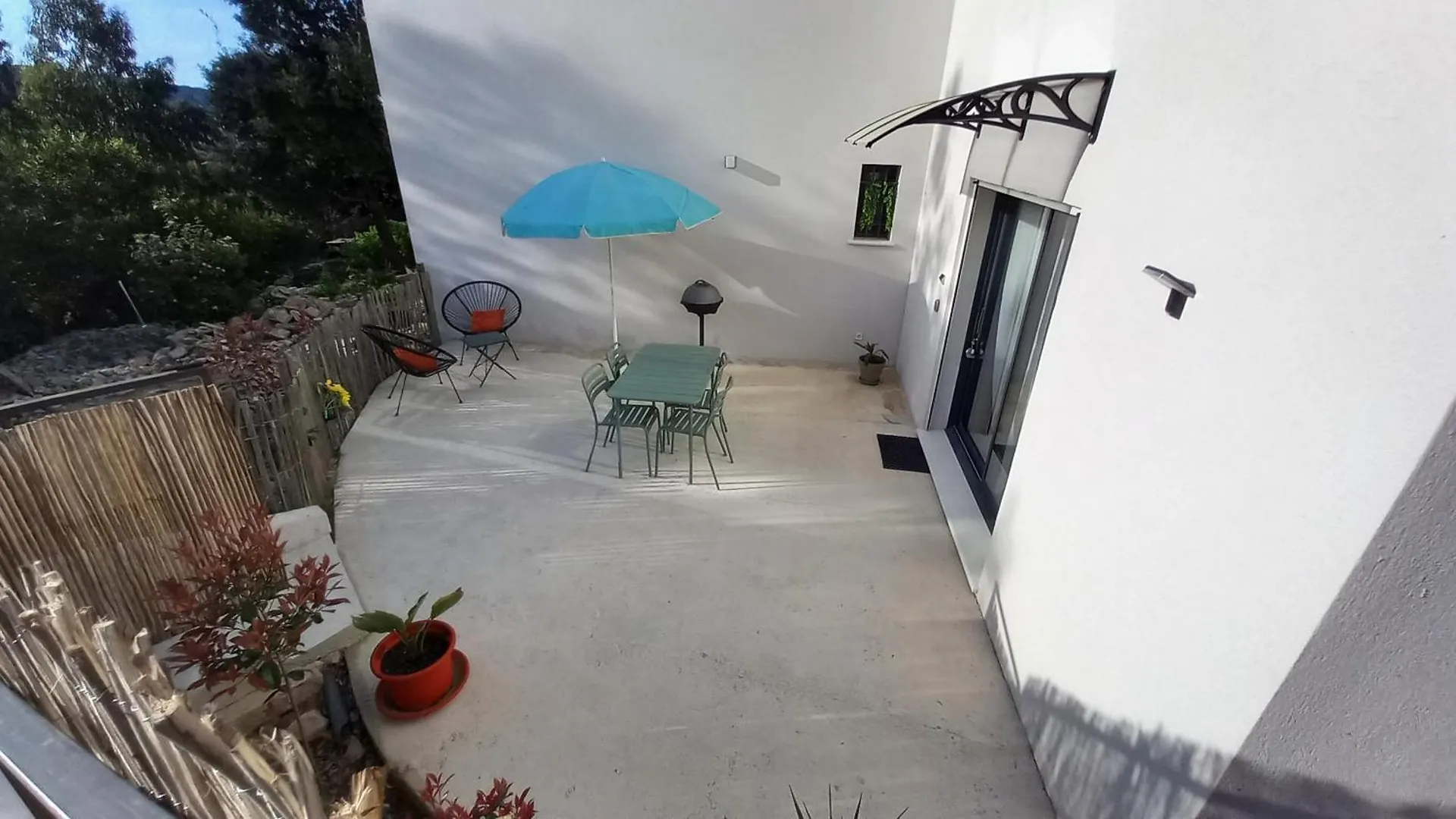 Apartment Appartement Avec Terrasse Dans Maison Individuelle Ceyreste