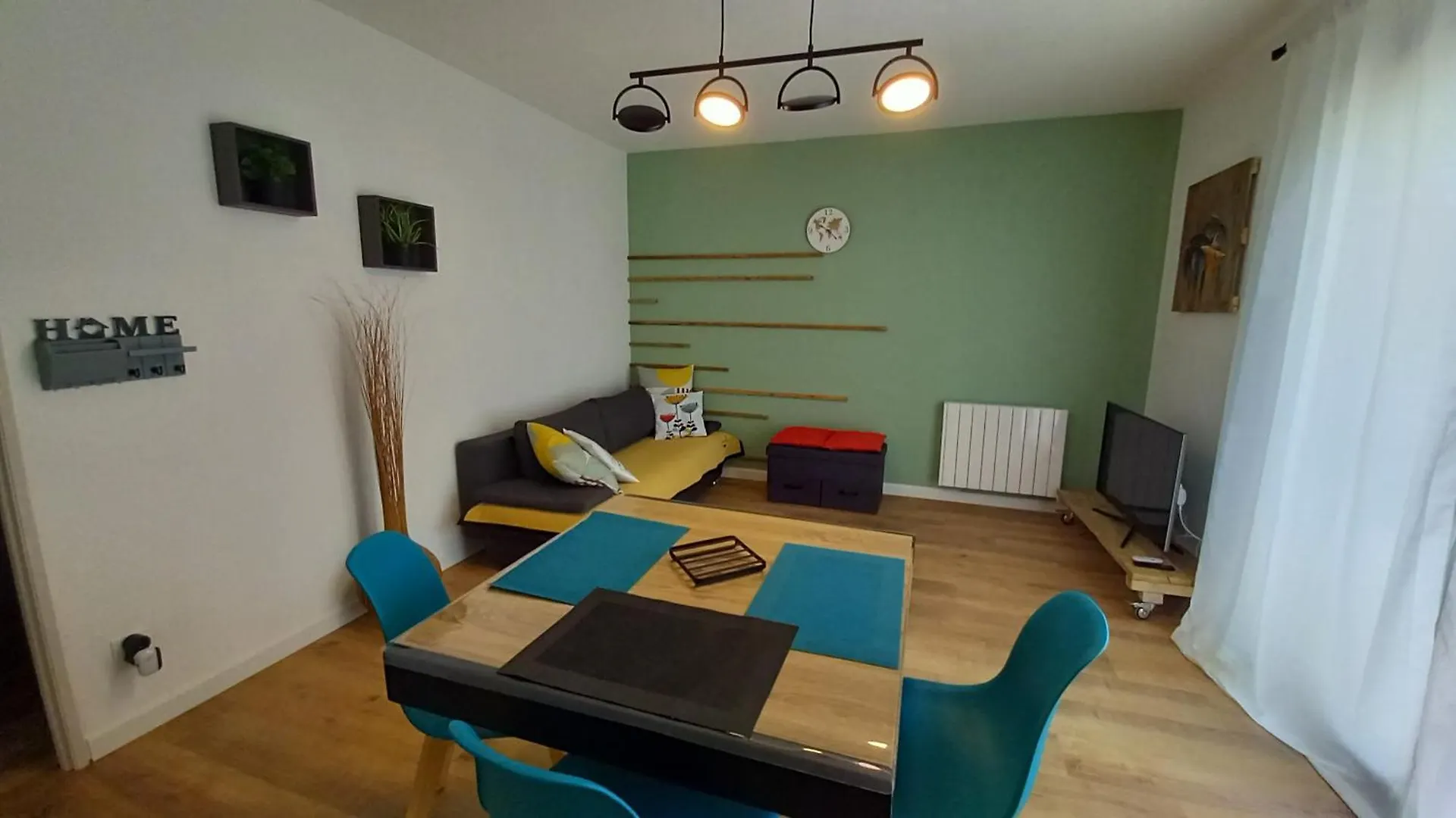 Appartement Avec Terrasse Dans Maison Individuelle Ceyreste 0*,